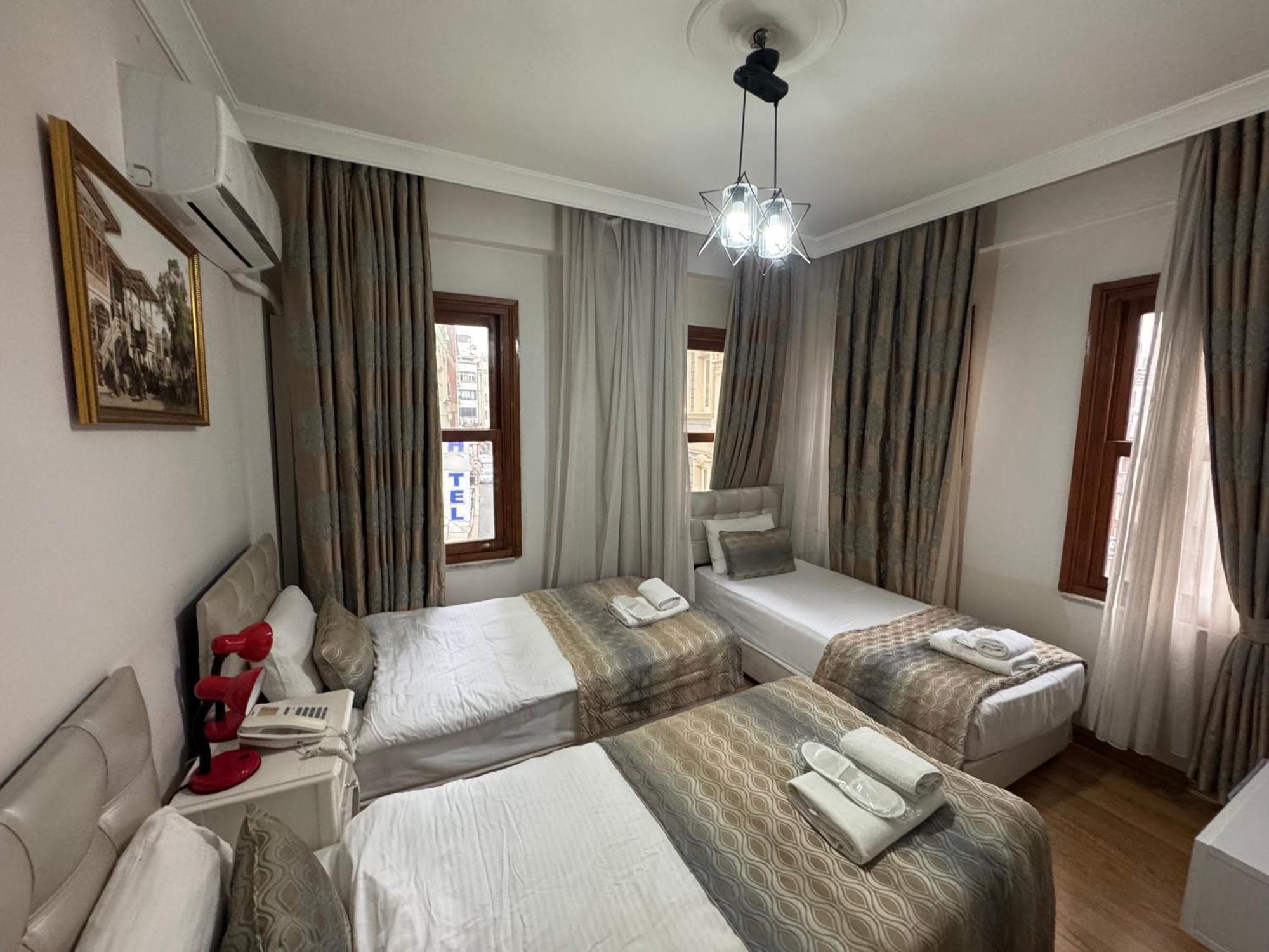 מלון Rosalie Palace
